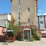 Pensiunea Dana 2*