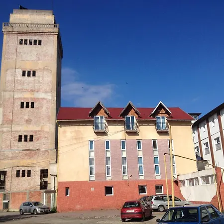 Gasthuis Pensiunea Dana 2*